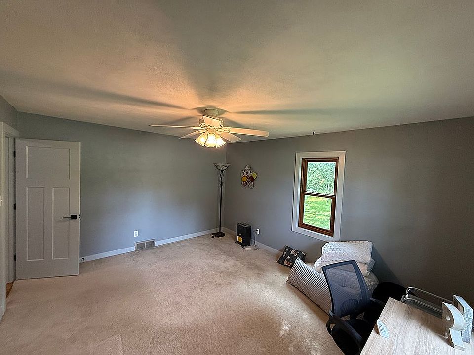 1st image of 3023 Rock Ridge Rd