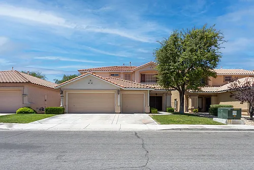 809 Royal Birch Ln Photo 1