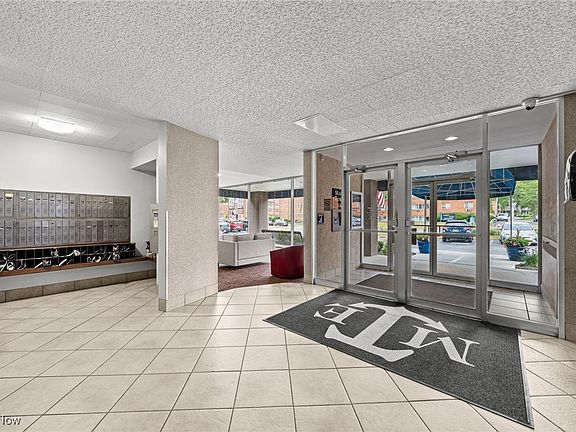 2nd image of 12520 Edgewater Dr APT 1503