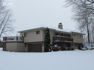 8080 N Elms Rd, Flushing, MI 48433