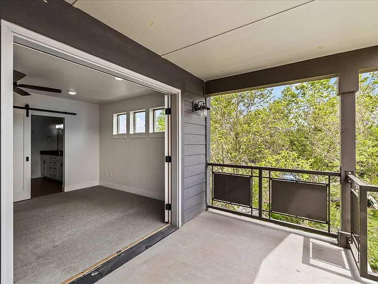 549 E Trackstand Ln — Photo 27