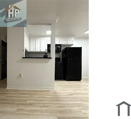 1 bed, 500 sqft, $1,800 — Photo 2