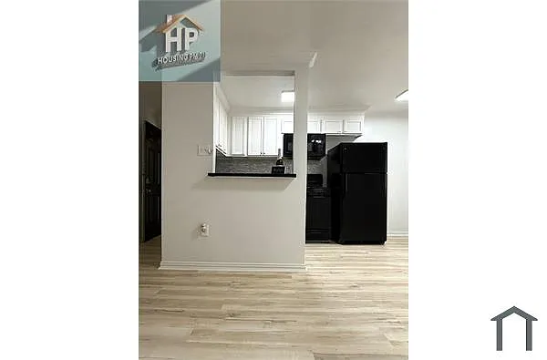 Building Photo - 1516 Annex Ave #106