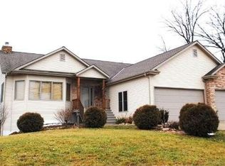 S94W23625 Kunzendorf Ct, Big Bend, WI 53103