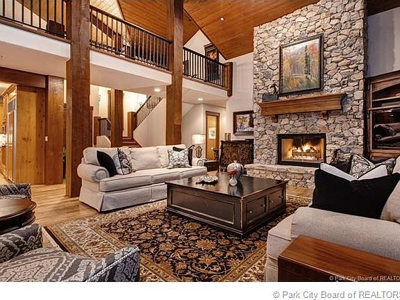 3rd image of 12 Eagle Pointe Ct