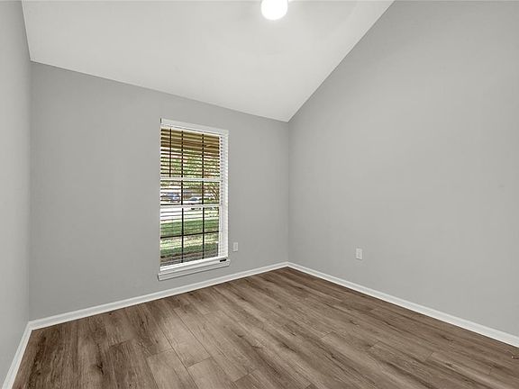 3rd image of 15715 Homebriar Court