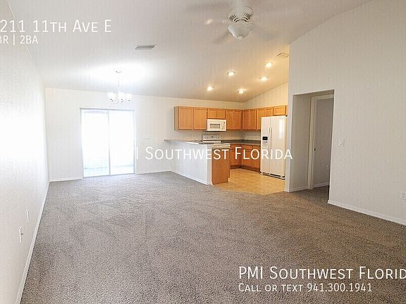 3rd image of 2211 11th Ave E