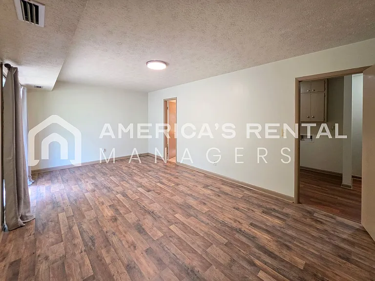 3100 Apple Valley Ln — Photo 28