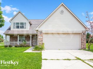 7843 Stratfield Dr, Indianapolis, IN 46236