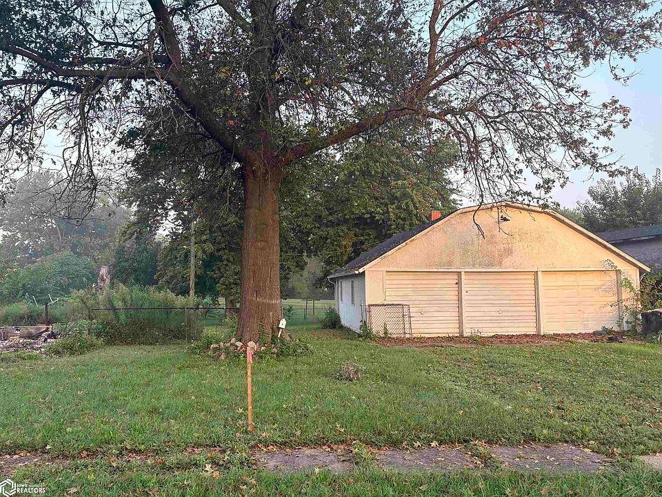 2nd image of 103 Forrest