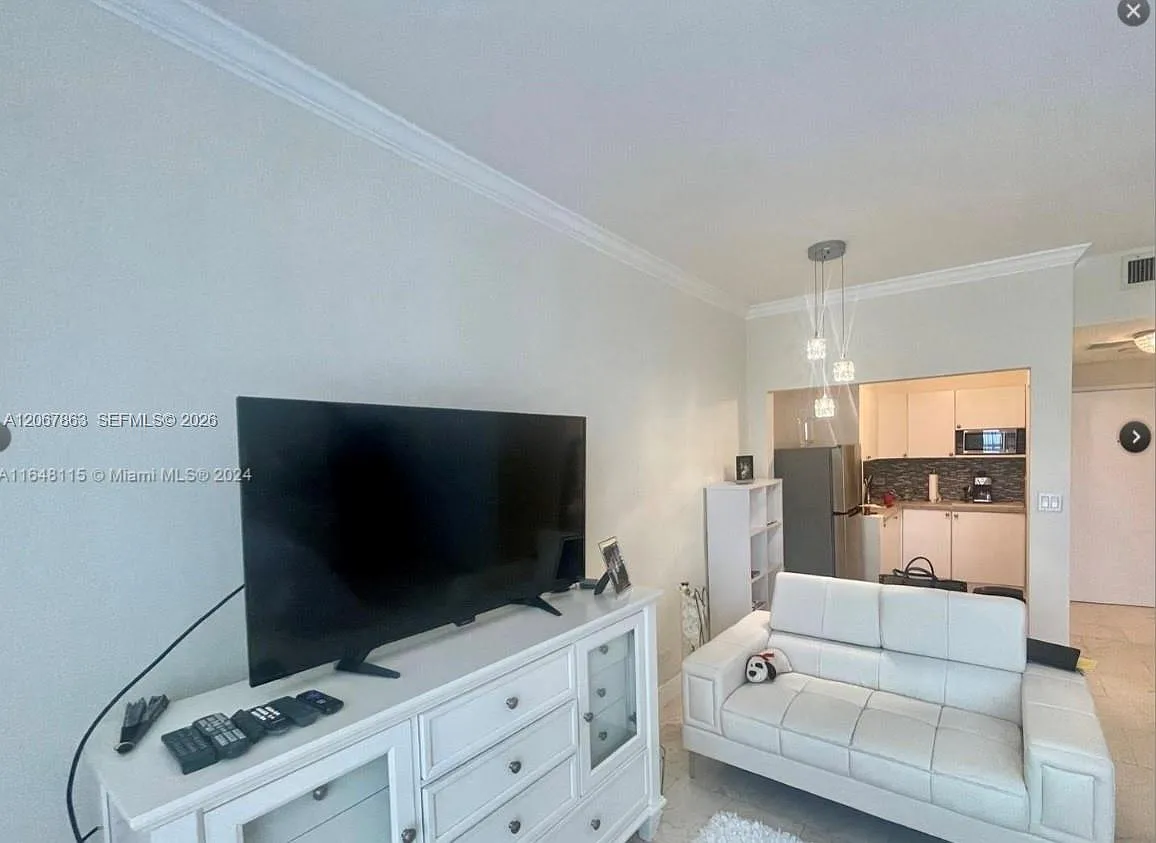 David William Hotel Condo — Photo 4