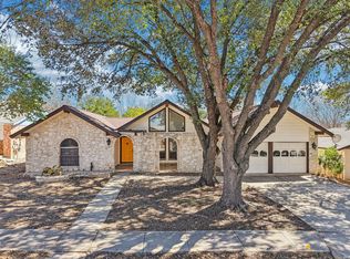 5906 Rimkus Dr, Leon Valley, TX 78238