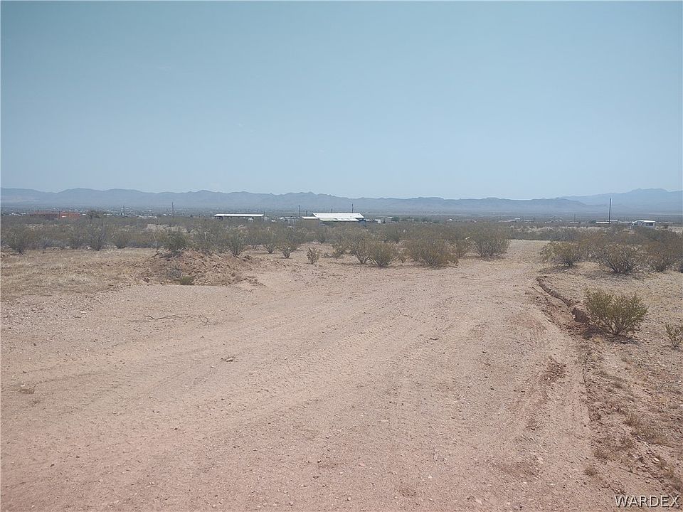 2nd image of 1950 S Elfrida Road