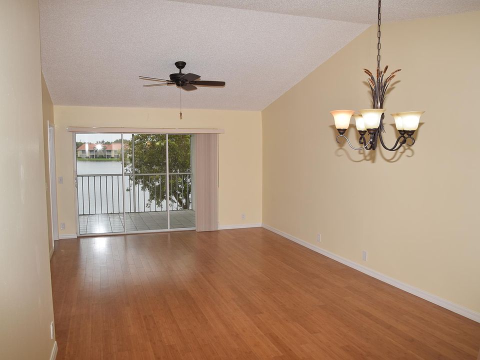 1st image of 7824 Emerald Cir #302