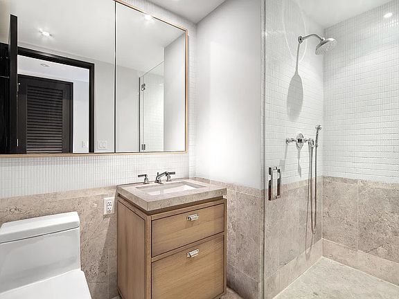 5th image of 51 Jay St #5O