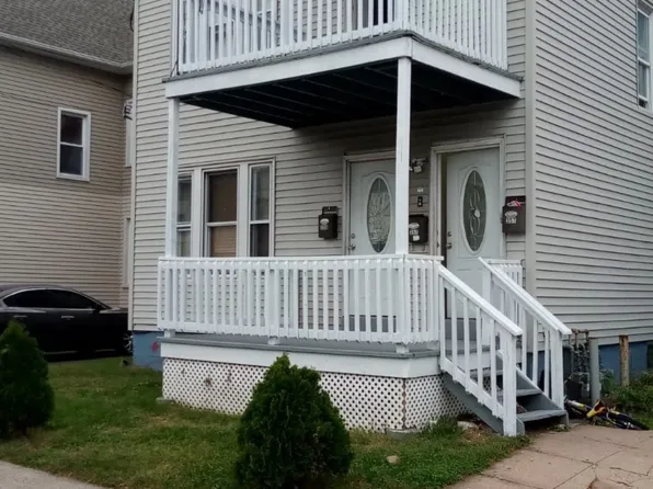 357 Blohm St Unit 3, West Haven, CT 06516