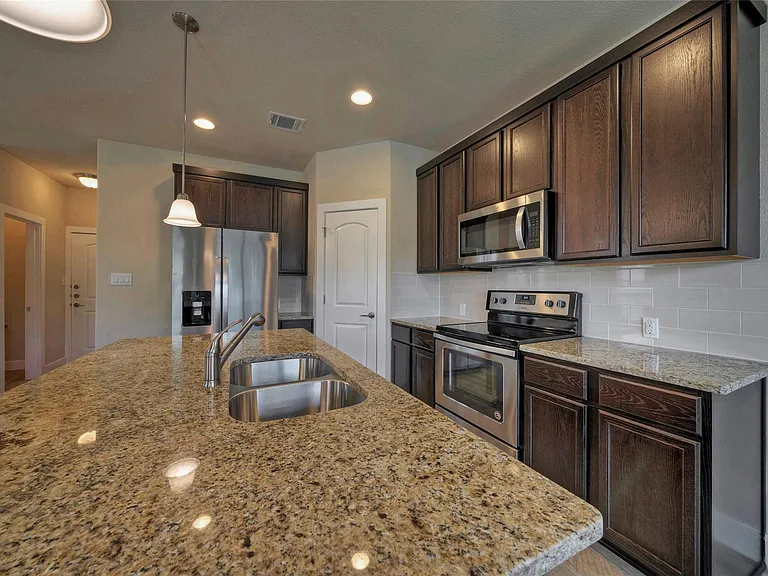 508 High Tech Dr #B — Photo 7