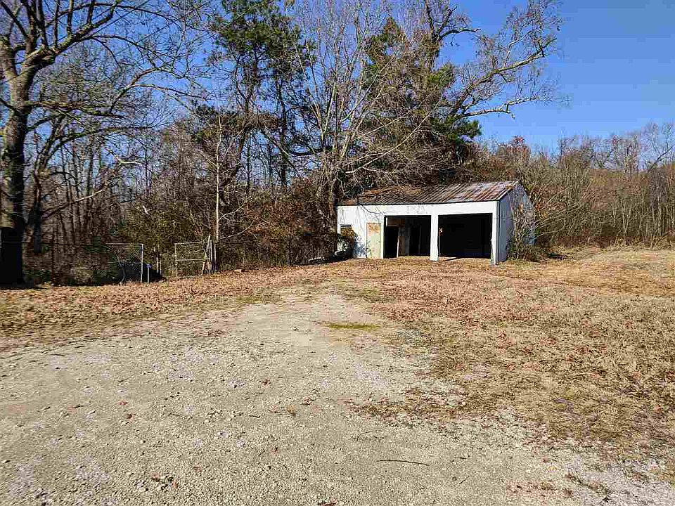 2nd image of 537 Old Denmark Rd