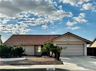 29267 Summerset Dr, Sun City, CA 92586