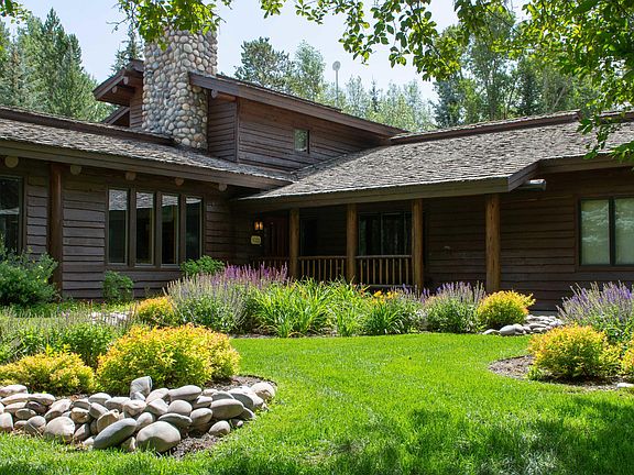 5th image of 3580 N Lake Creek Dr