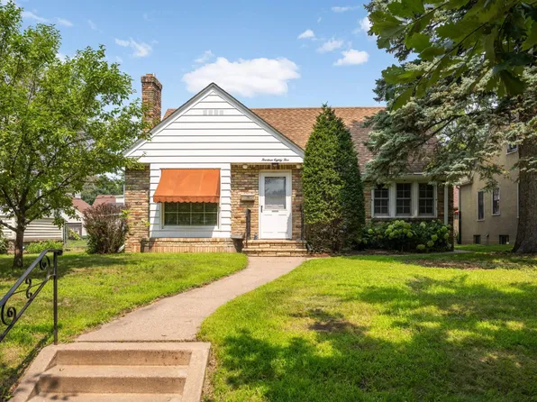 1485 Iowa Ave W, Falcon Heights, MN 55108