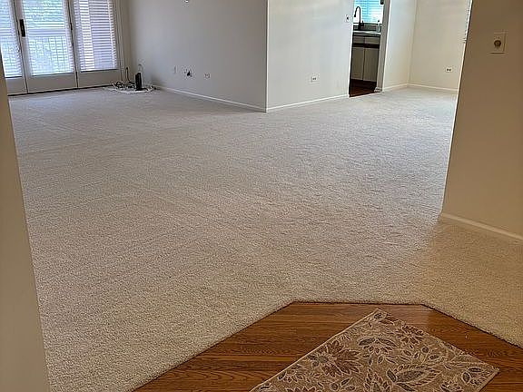 3rd image of 546 Banyon Ln APT D