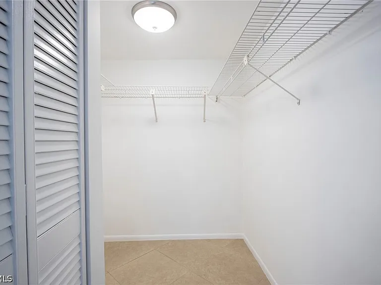1083 Forest Lakes Dr #206 — Photo 17