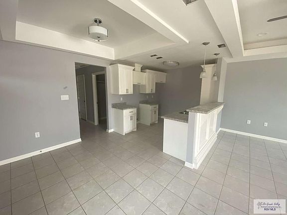 3rd image of 2746 Cottage Dr