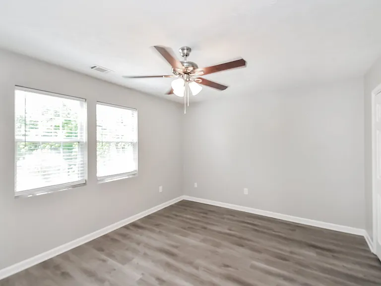 5897 Brookside Dr SE — Photo 12