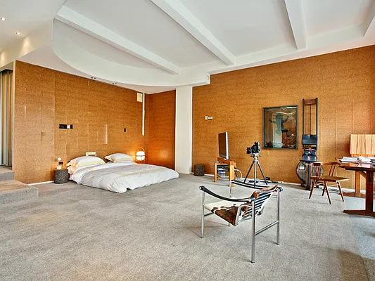 Rented by Sotheby's International Realty | media 12