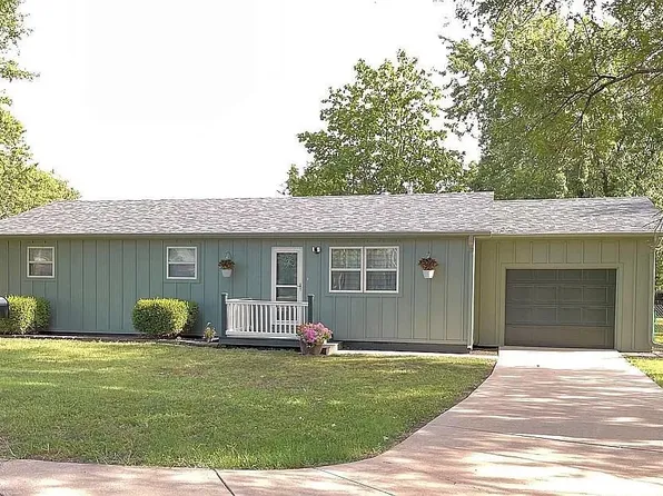 35 Century Pkwy, Neodesha, KS 66757