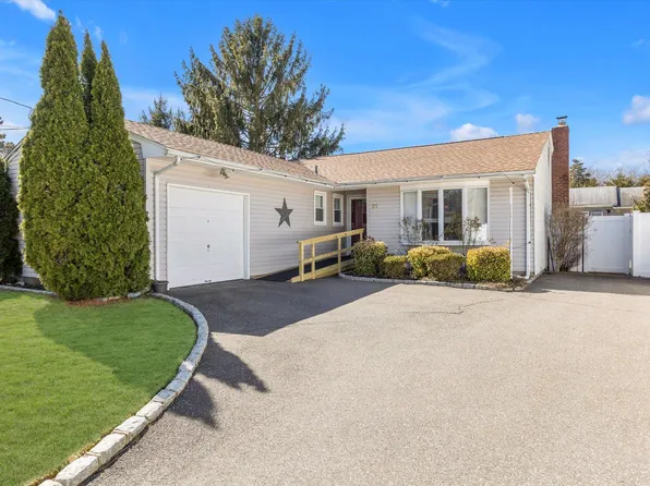 31 Birch Avenue, Huntington, NY 11743