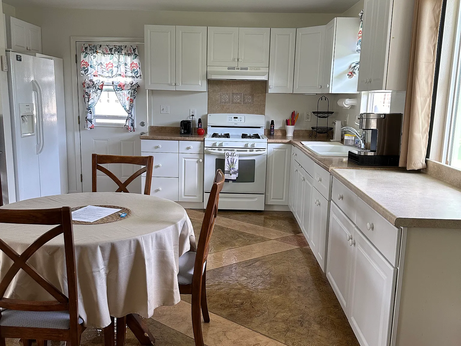 Holoholo St, Kailua — Photo 2