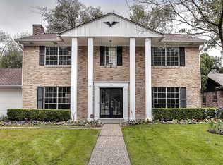11214 Pecan Creek Dr, Houston, TX 77043