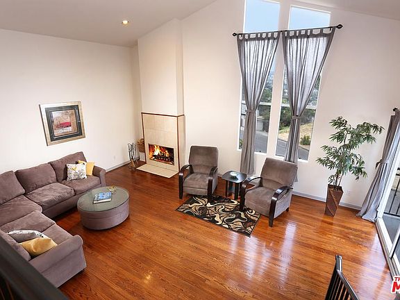 2nd image of 2779 Fyler Pl