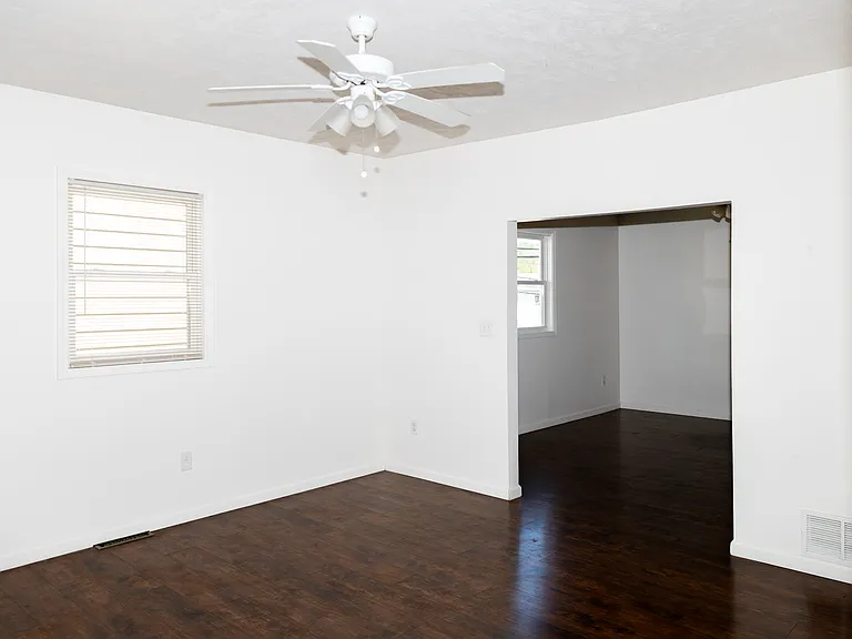 904 Penn Ave #1 — Photo 7
