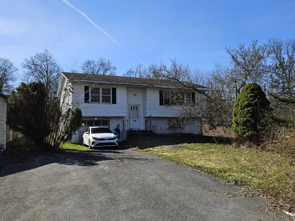 457 Clove Rd, Monroe, NY 10950