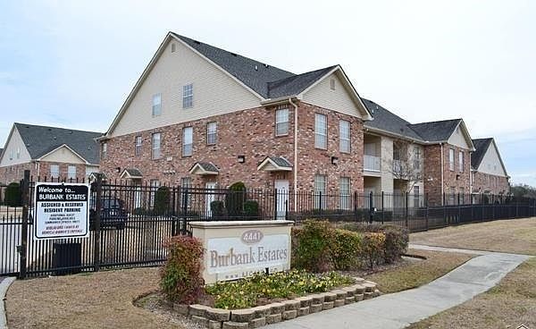 2nd image of 4441 Burbank Dr APT 702