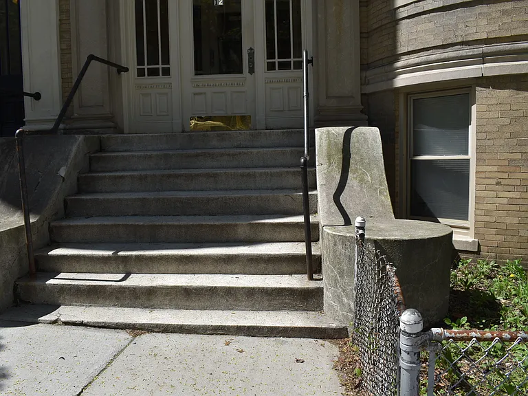 12 Fuller St #2 — Photo 32