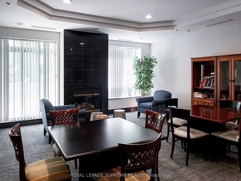 3 Ellesmere St #408 — Photo 21