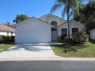 12269 Sunset Point Ln, Wellington, FL 33414