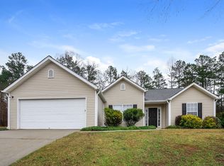765 Baskins Cir, Winder, GA 30680