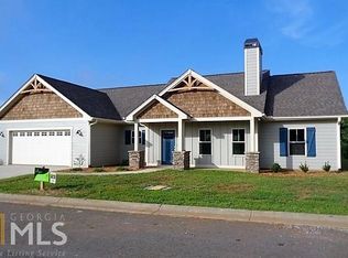 230 Bent Grass Cir, Hayesville, NC 28904