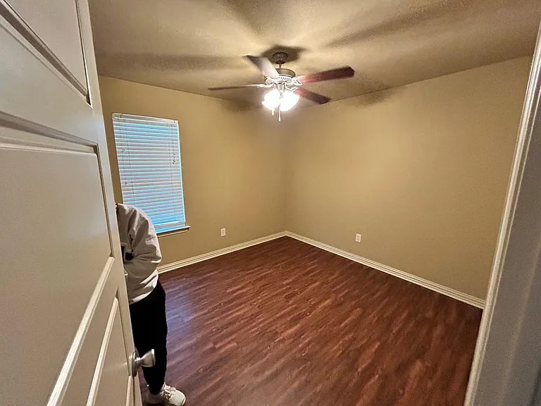 2216 Dixie St — Photo 5