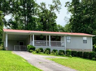 115 McDeerman Rd, Jacksboro, TN 37757