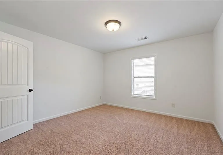 2080 Red Barn Ct — Photo 31