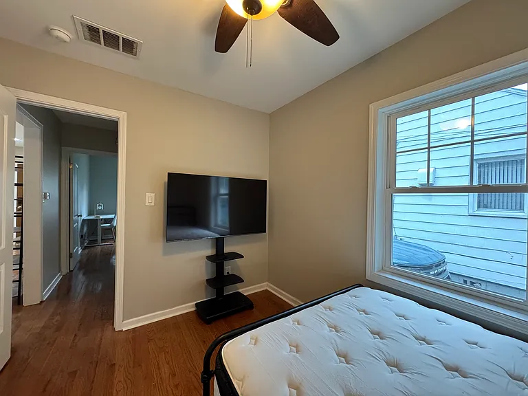 23448 Hoover Ave — Photo 5