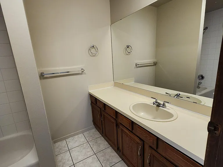 703 56th Ave SW #1 — Photo 14