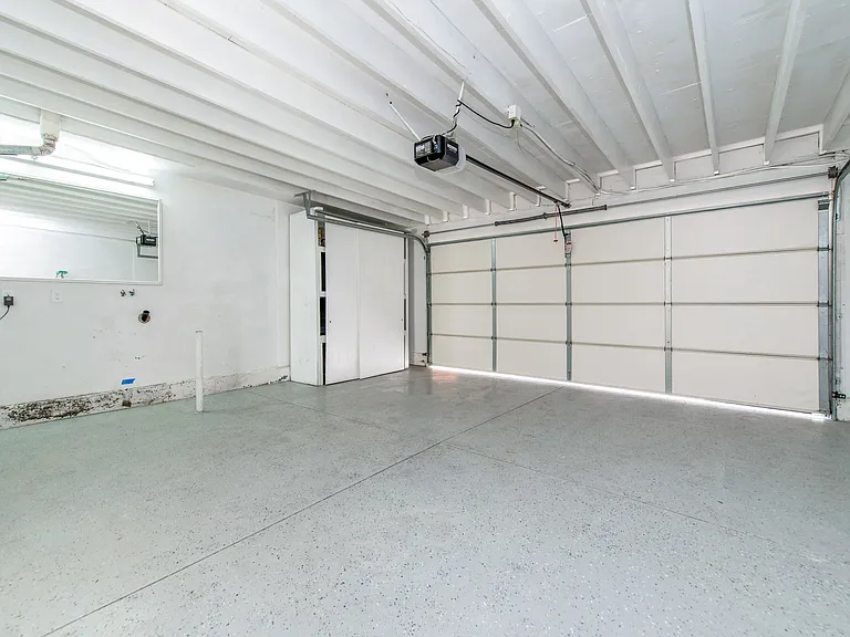 12 Windrow — Photo 20