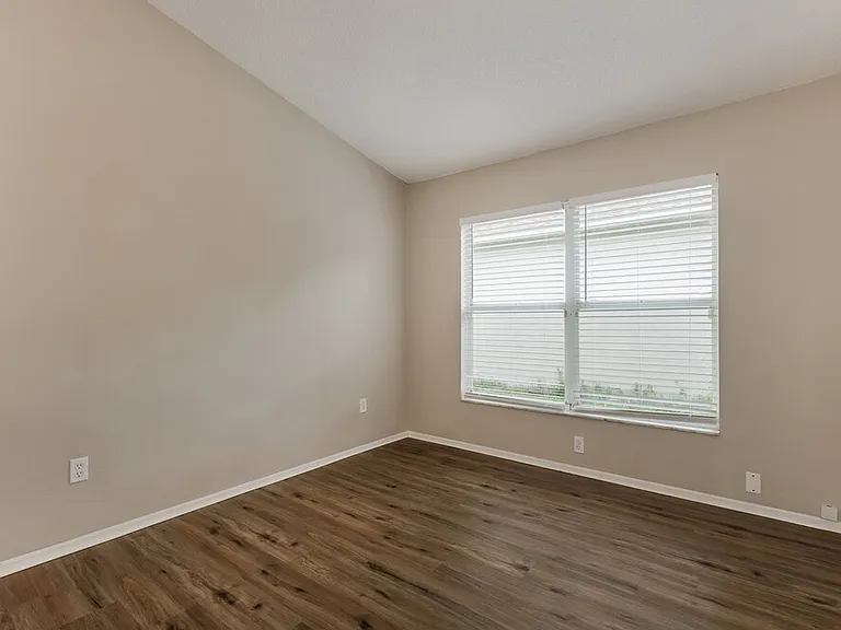 8749 Morrison Oaks Ct — Photo 10